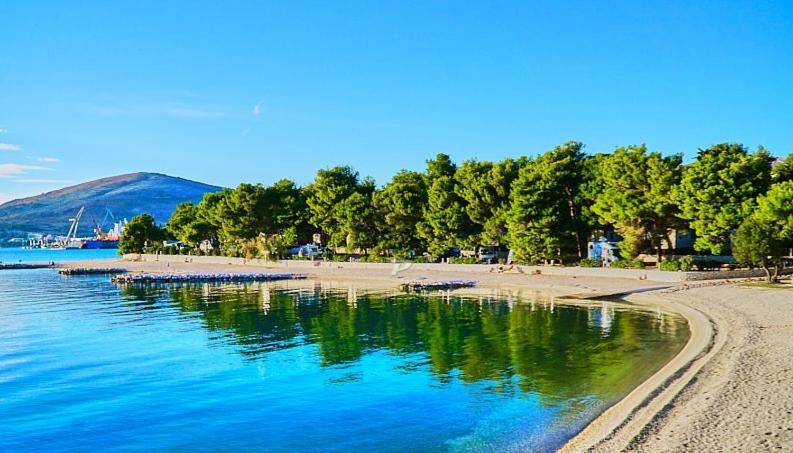 Villa Mira Trogir Exterior photo
