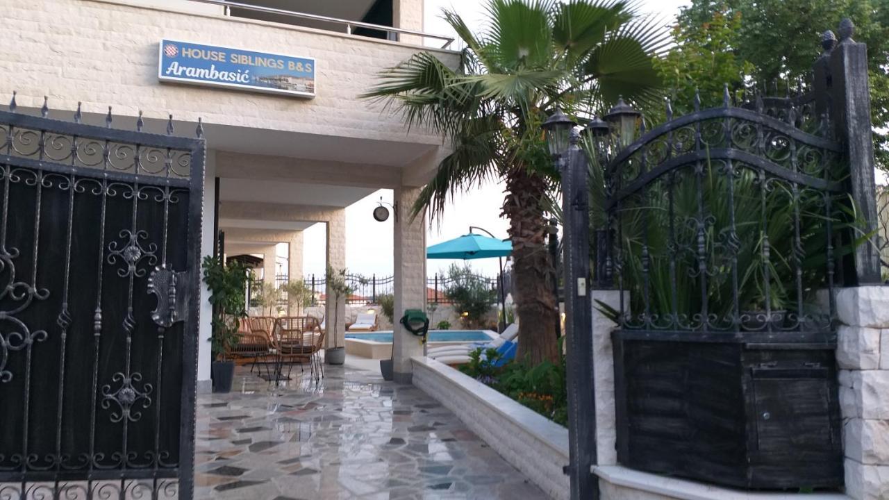 Villa Mira Trogir Exterior photo